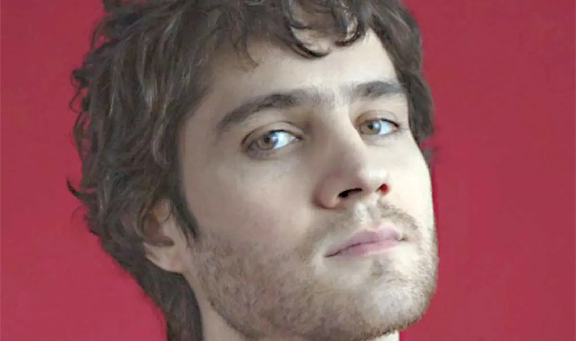 Martín Saracho celebra éxito de serie