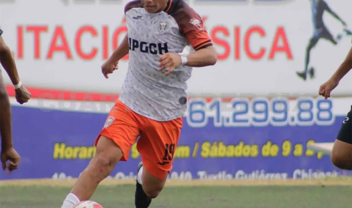 Carballo, campeón goleador y top nacional