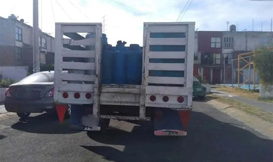 Pese a los sellos colocados, los puntos de venta abrieron de nueva cuenta. Twitter