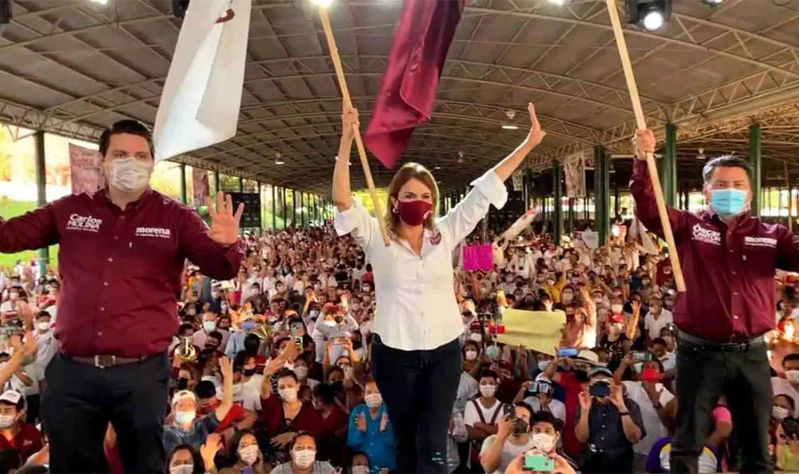 Miles respaldan a Rosy Urbina en cierre de campaña
