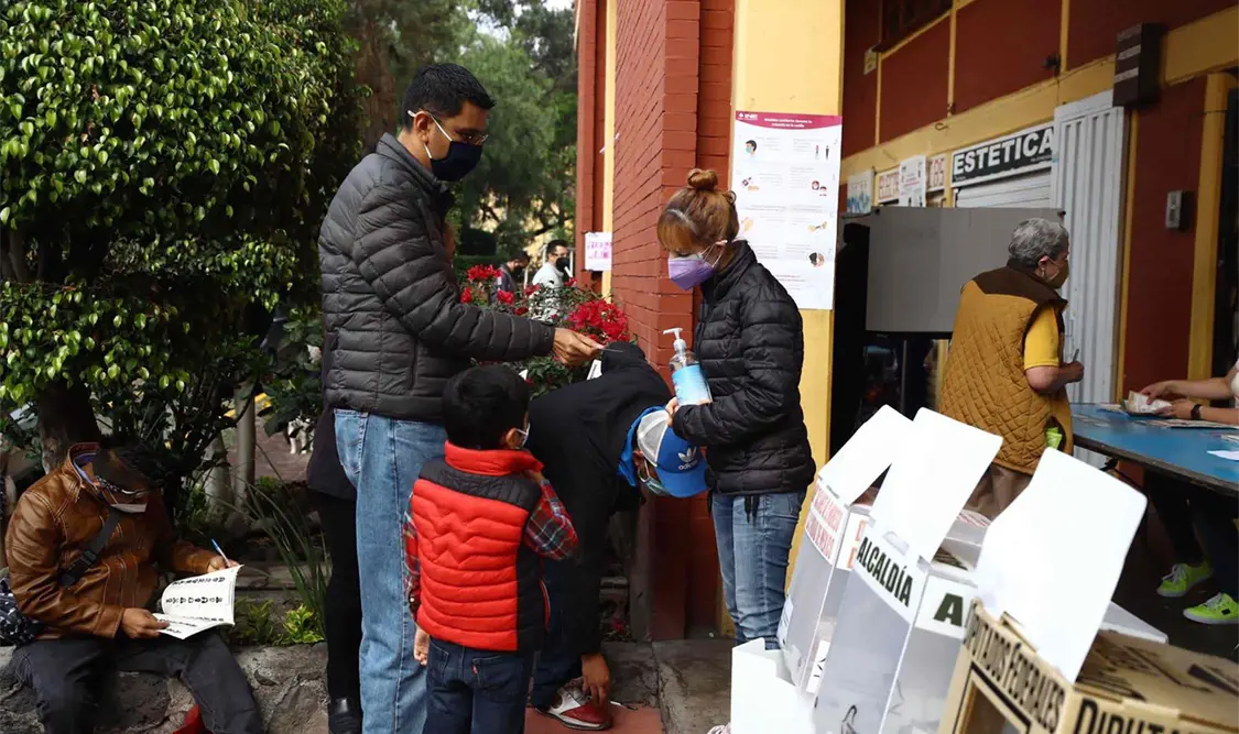 Son poco más de 162 mil 891 casillas las contempladas a instalar en esta jornada electoral. / El Universal