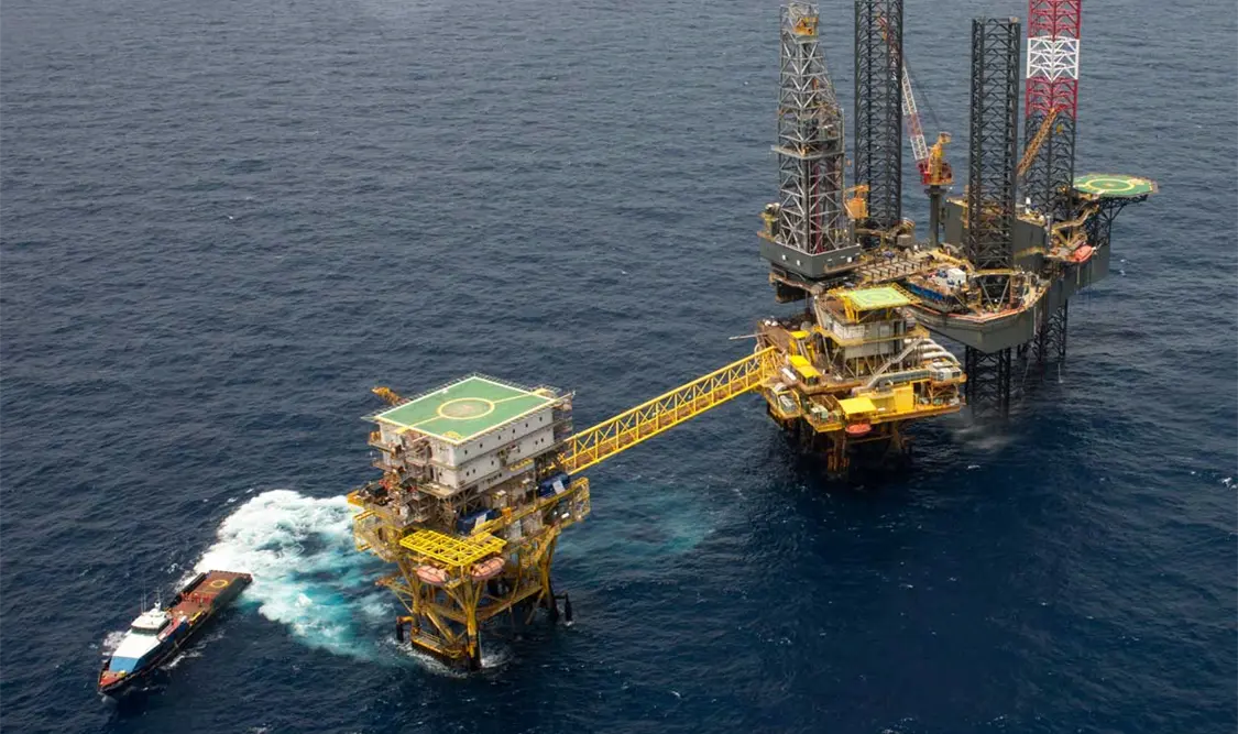 Pemex enfrenta un arbitraje por adeudos. Cortesía