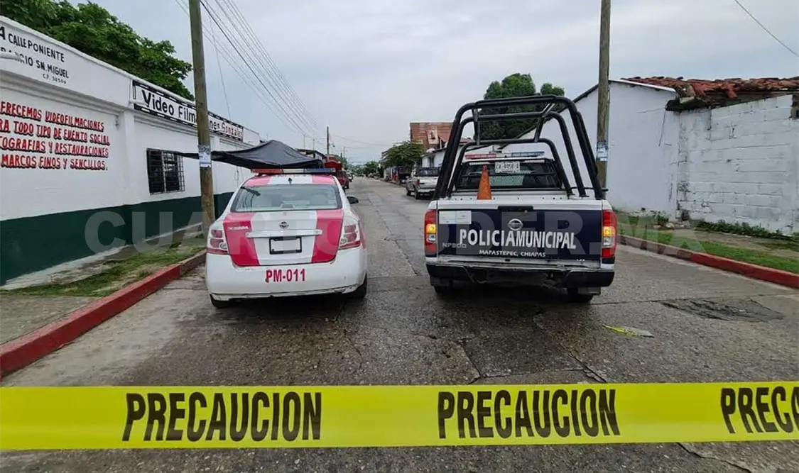 El fallido atraco ocurrió en una purificadora “UDU” ubicado en el barrio San Miguel, por lo que al conocerse la noticia criminal llegaron elementos de diferentes corporaciones policiales. Víctor Sánchez / CP