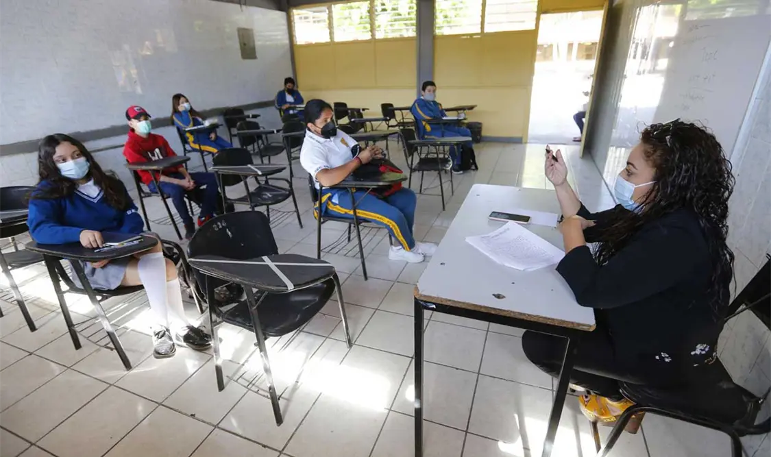 La SEP ordenará a los profesores que “en ninguno de los casos podrá retenerse a los estudiantes en el grado escolar”. Cortesía