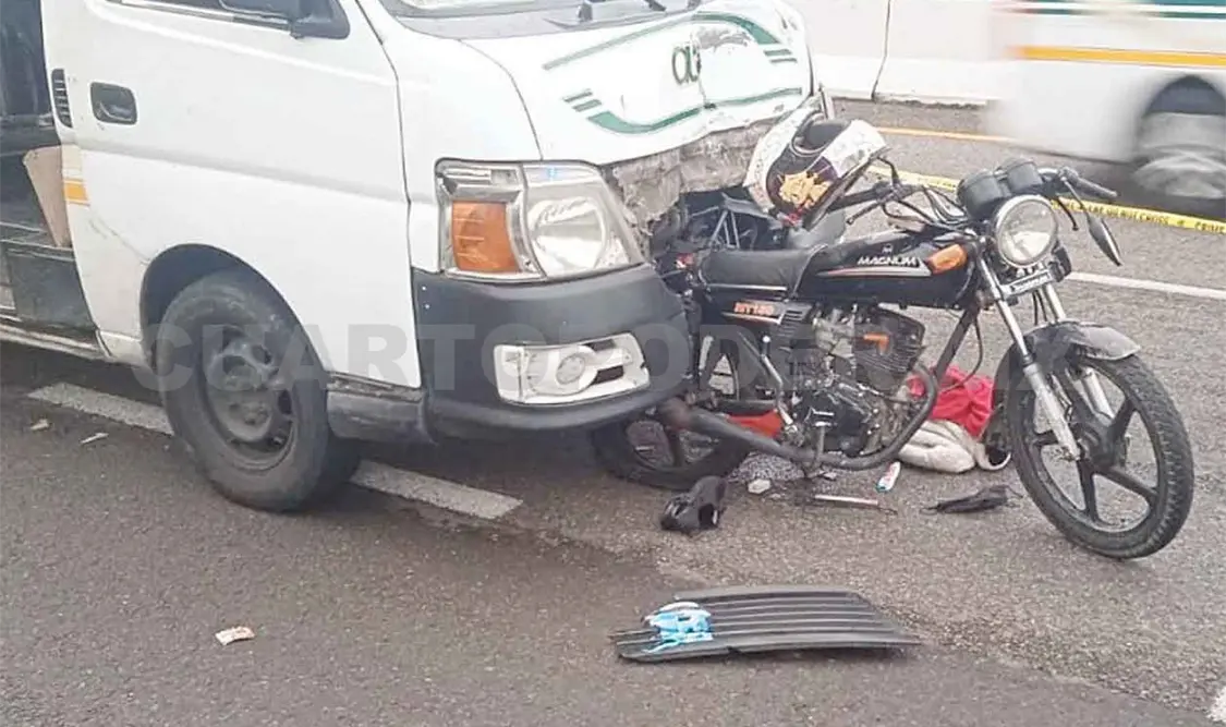 Hondureña fallece al ser impactada su moto