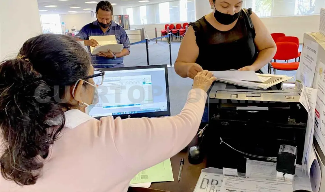 Invitan a regularizar adeudos vehiculares
