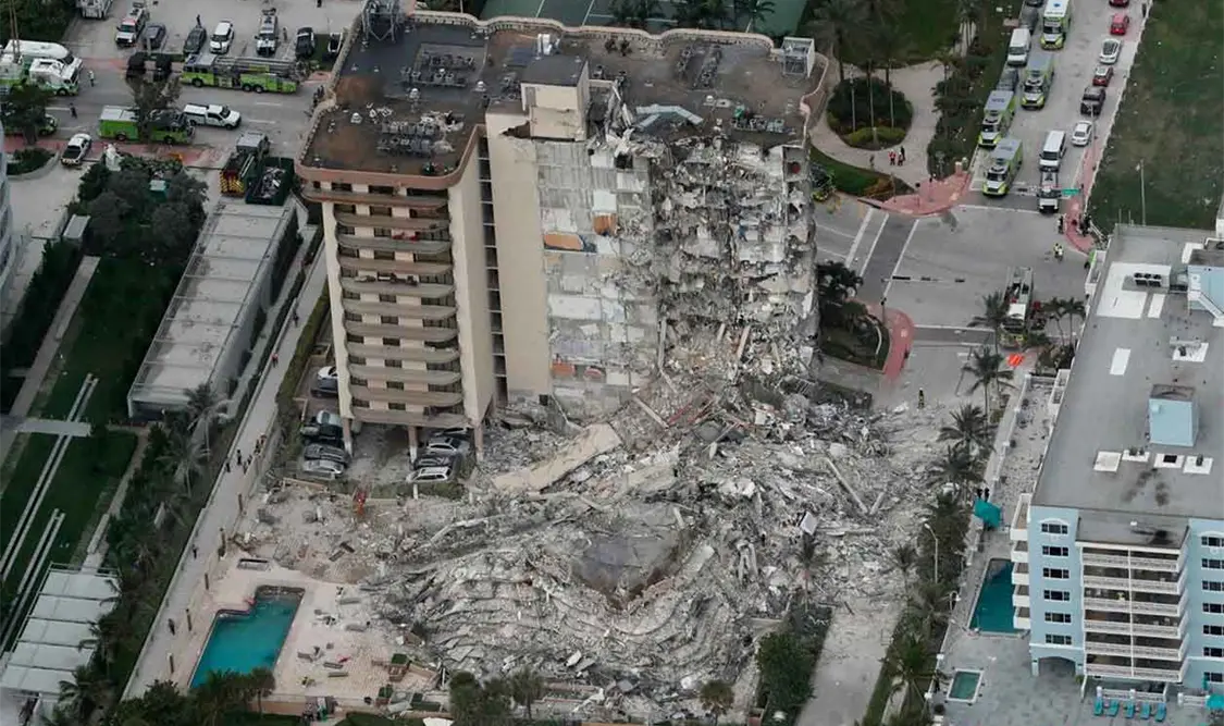 Se derrumba edificio en Miami