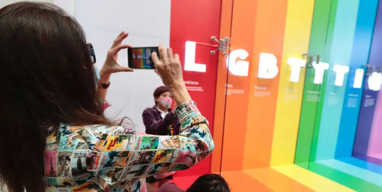La exhibición se presenta en el marco del mes de la diversidad sexual. Cortesía