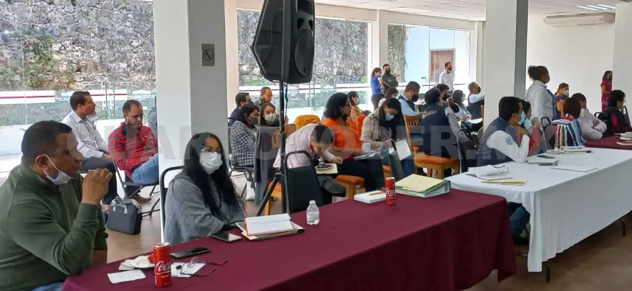 En la reunión de trabajo participaron representantes de 48 instituciones de gobierno. Manuel Martínez / CP
