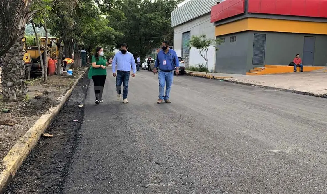Supervisa Karla Burguete avances de obra vial
