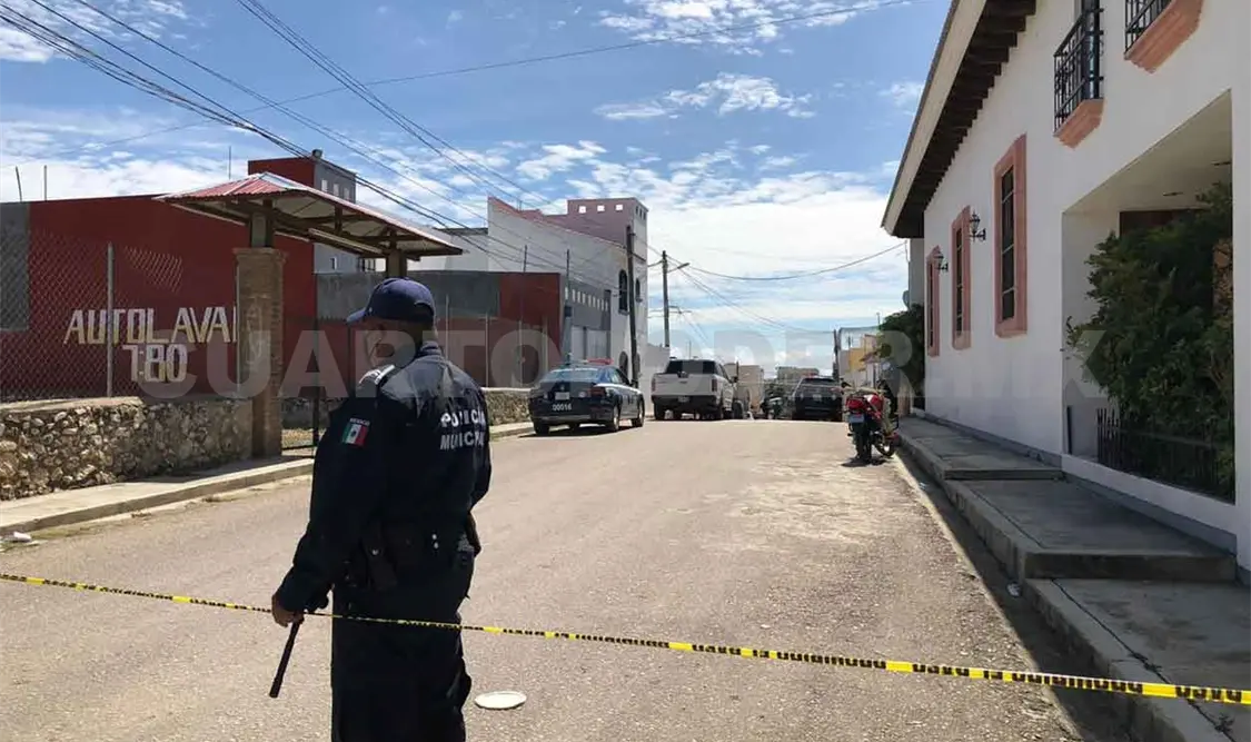 Atentan a balazos contra delegada de Gobierno