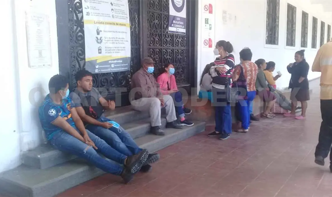 Bloquean palacio municipal de Comitán