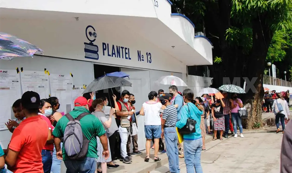 Detectan 12 casos de covid en planteles del Cobach