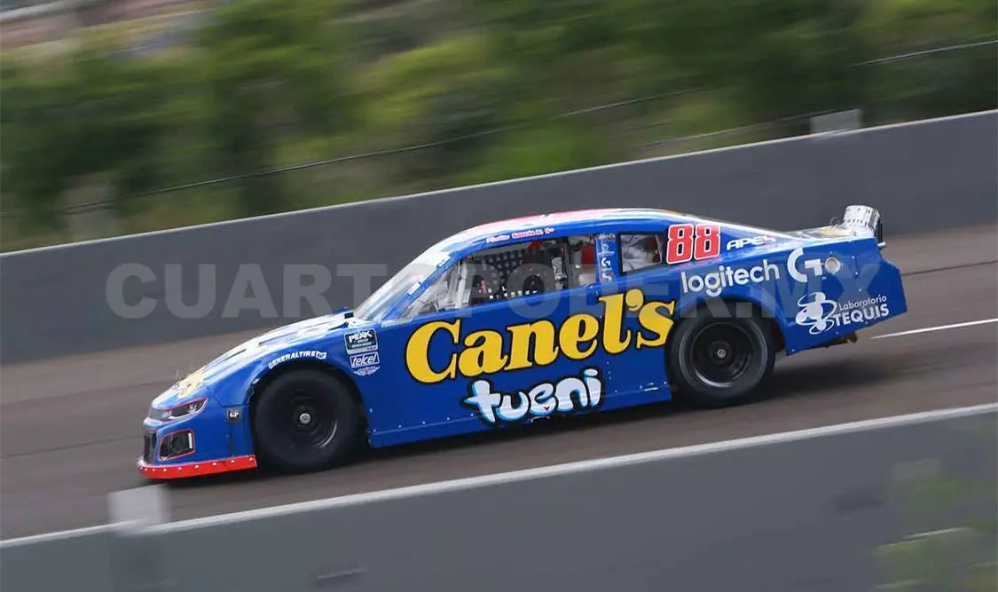De Alba y León lideran campeonato Nascar