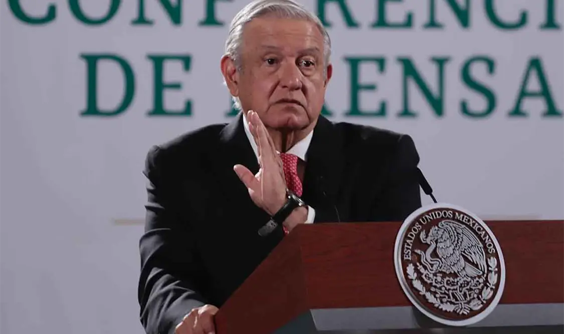 AMLO destapa a De la Fuente para sustituirlo