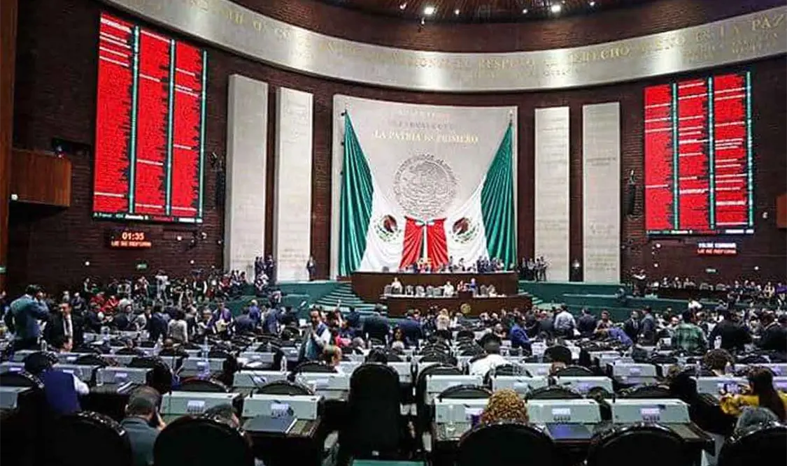 Oposición pide la renuncia de Gatell