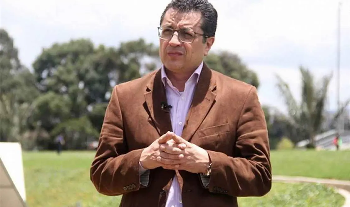 Denuncian acoso contra periodista mexicano