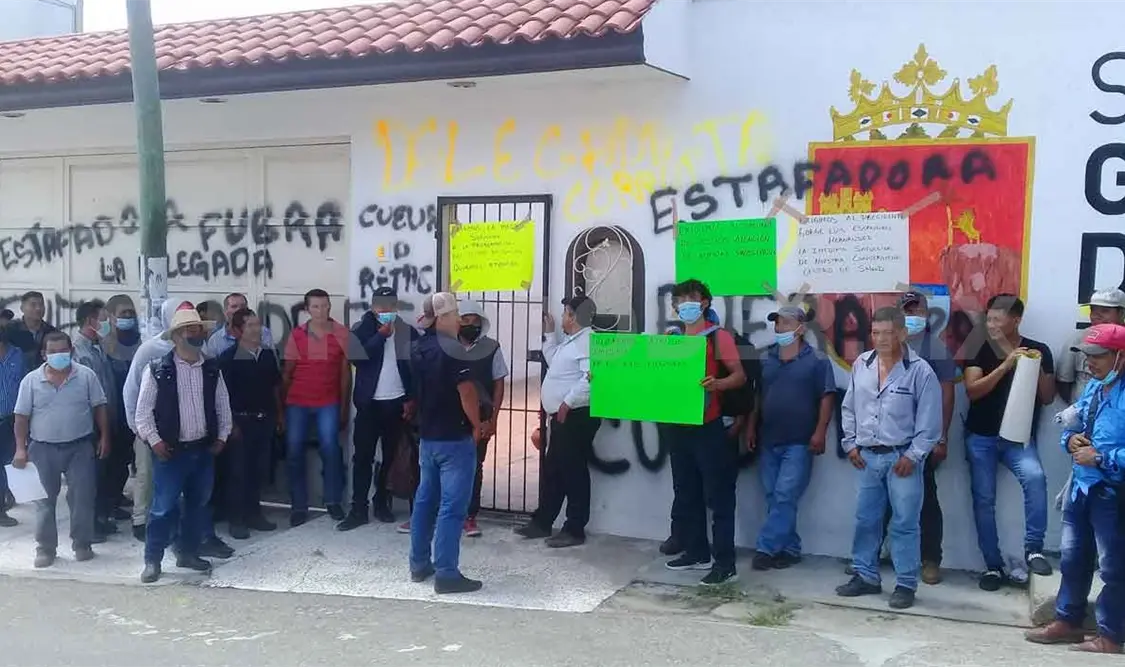 Exigen reconstruir la Casa de Salud en Las Margaritas
