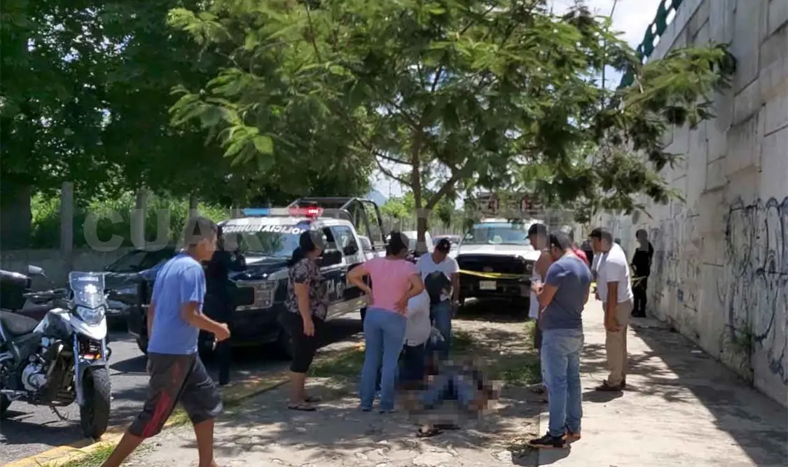 Comerciante de ladrillos fallece en la vía pública