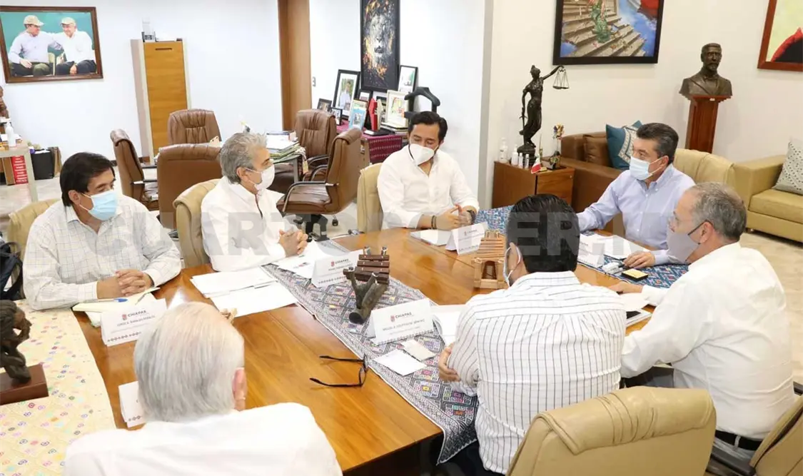 Escandón sostiene reunión con inversionistas