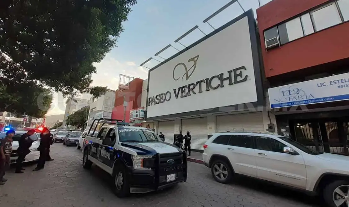 Asaltan Vertiche; se llevan 150 mil pesos