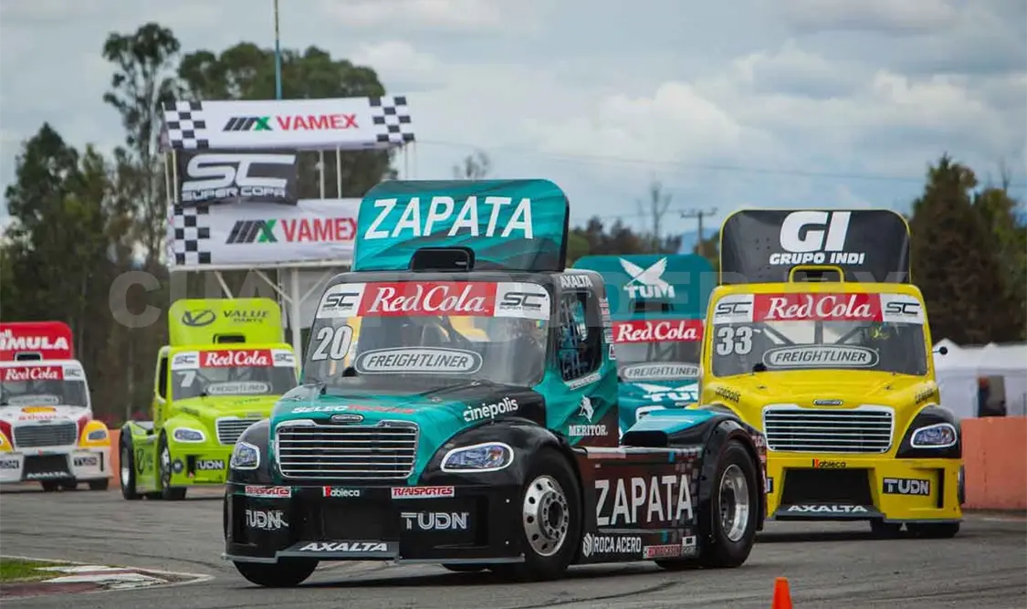 Tractocamiones, al rojo vivo en Querétaro