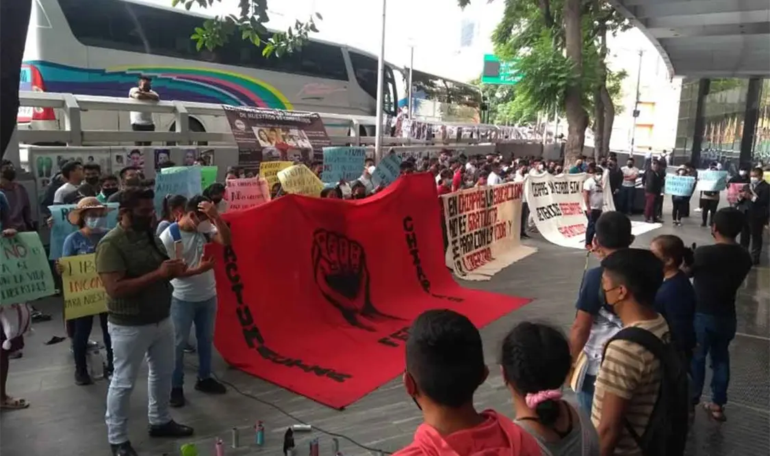 Exigen libertad de 95 compañeros de Chiapas