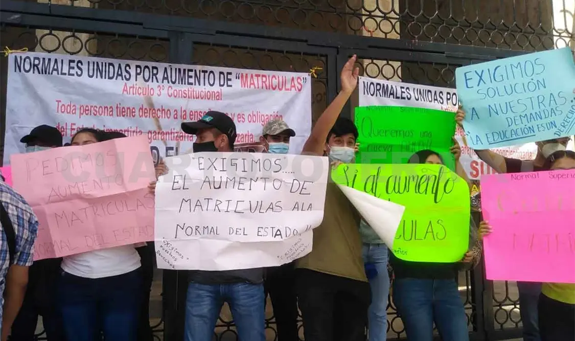 Aspirantes piden ampliar matrículas en normales