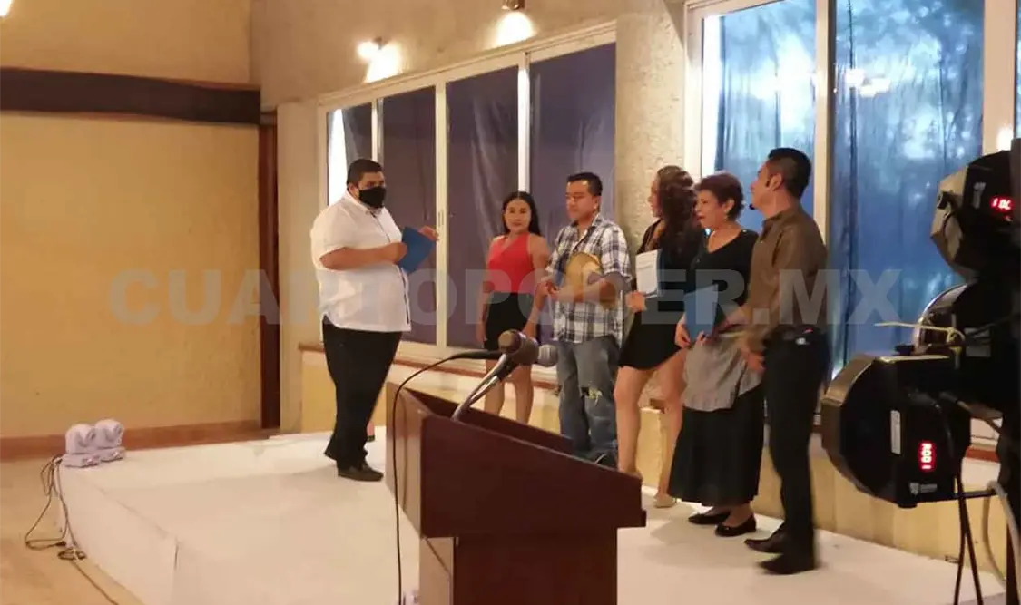 Presentan obra de teatro “El silencio hace la noche”