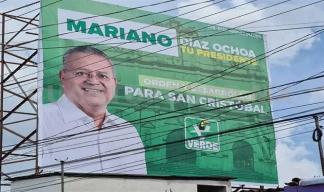 Espectaculares del partido colocados en la ciudad de San Cristóbal de Las Casas. Cortesía