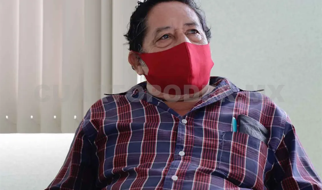De vendedor de sandalias a partero tradicional