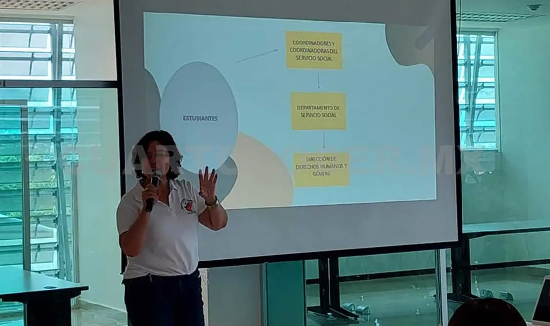Recibe Unicach a mil 804 nuevos estudiantes