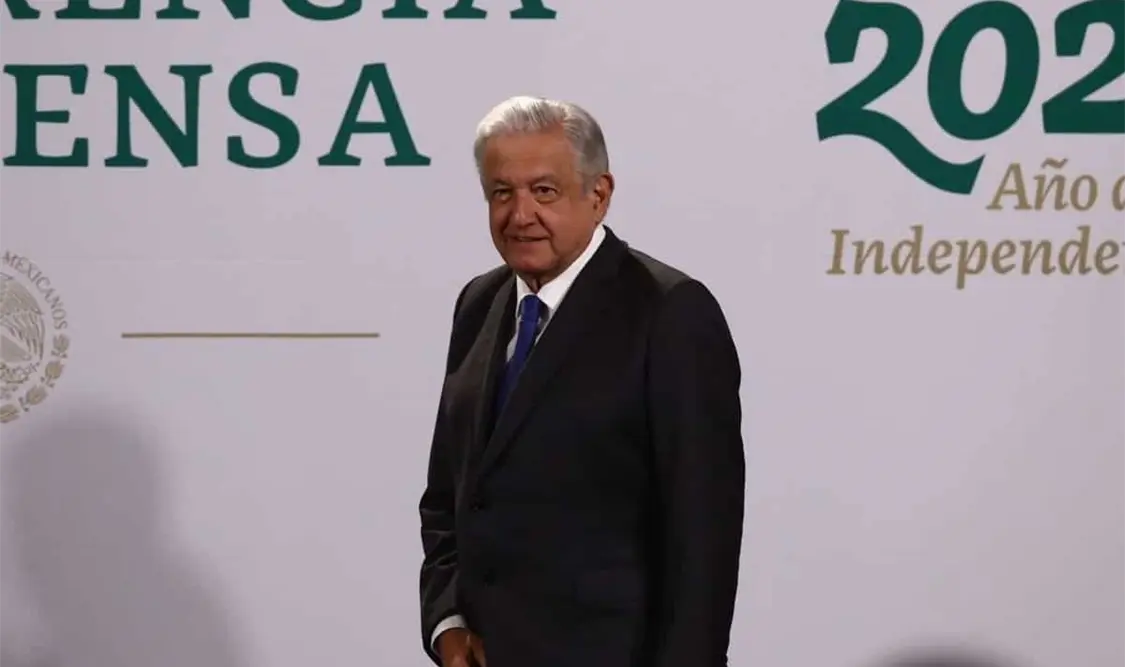 AMLO recordó que al inicio de su administración hubo desabasto de gasolinas por los sabotajes hechos a los ductos de Pemex. Cortesía