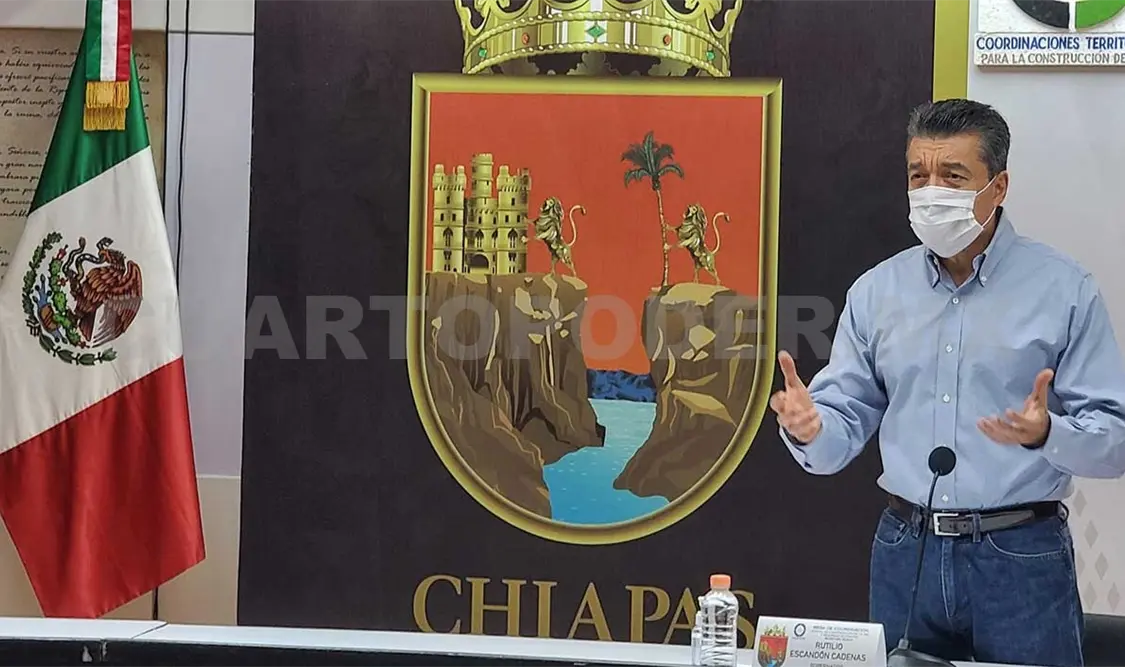 Escandón exhorta a vacunarse contra coronavirus