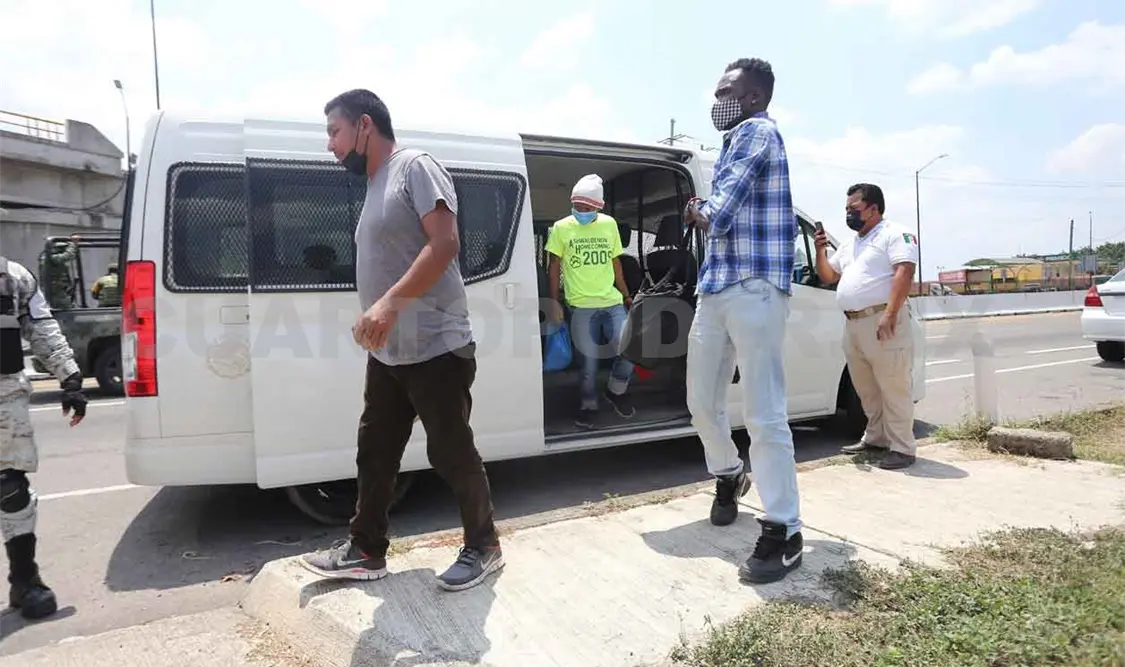 Casi 900 migrantes estudiados con sospecha de covid
