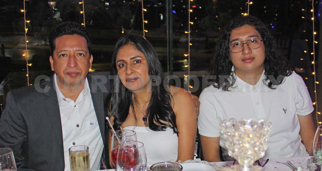Maravillosa noche de logros