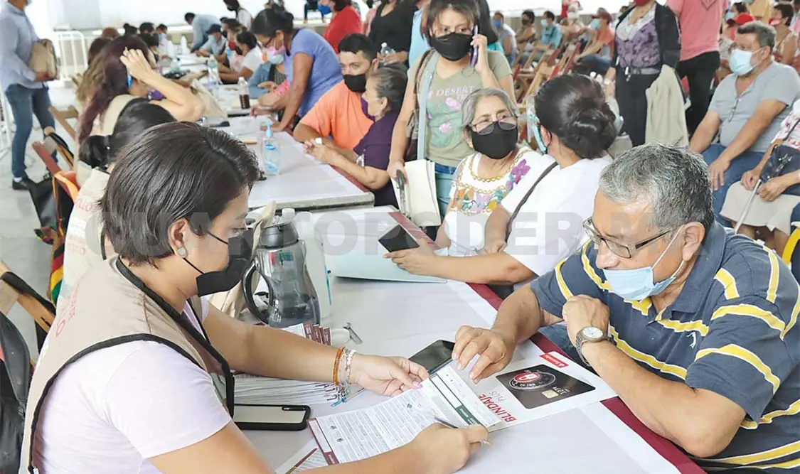 Durante la primera etapa los adultos mayores podrán registrarse hasta el día 11 de agosto. Diego Pérez / CP
