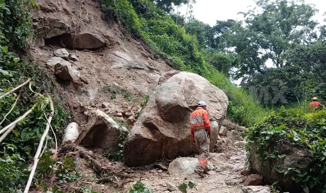 Lluvias provocan deslaves en zonas de Tapachula