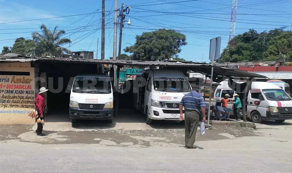 Continúa cobro de piso a transporte público