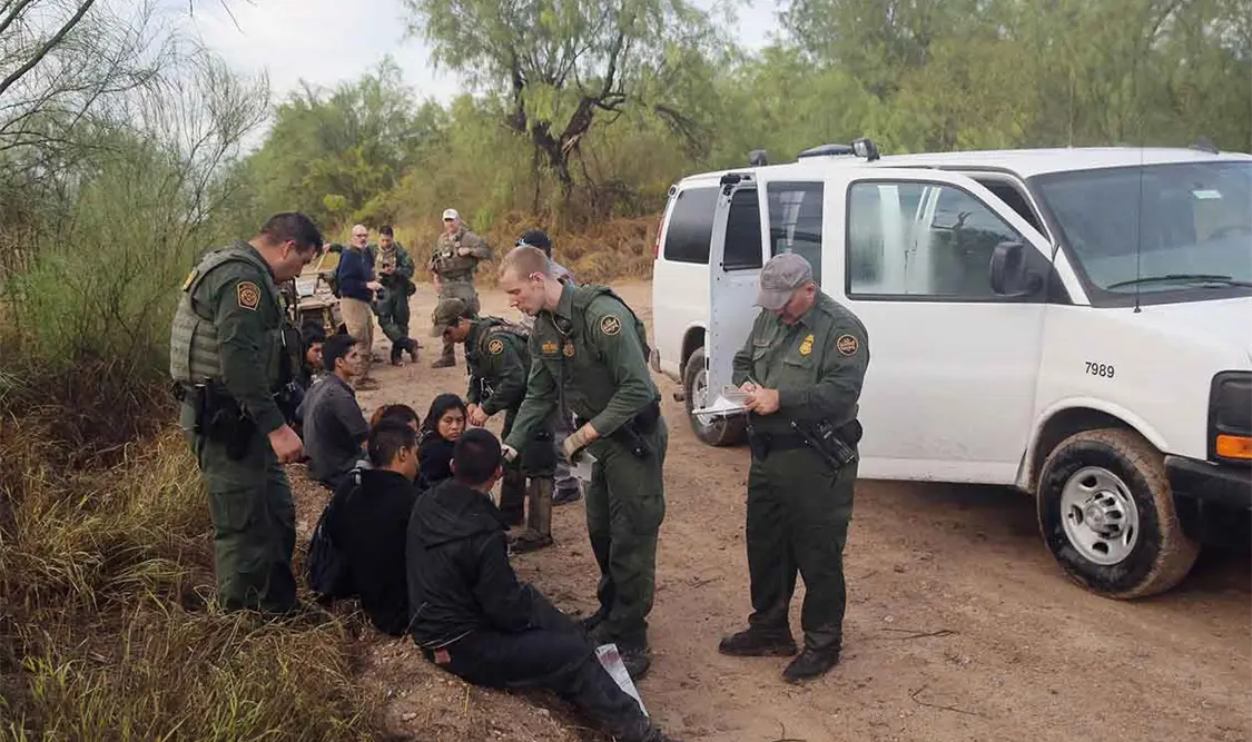 Récord histórico de detenciones de migrantes