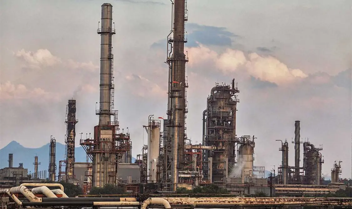 Inyectan 2.8 mil mdd a Pemex TRI