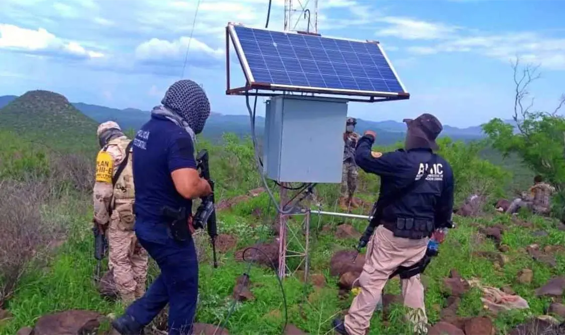 Hallan pistas clandestinas y “narcolaboratorio”