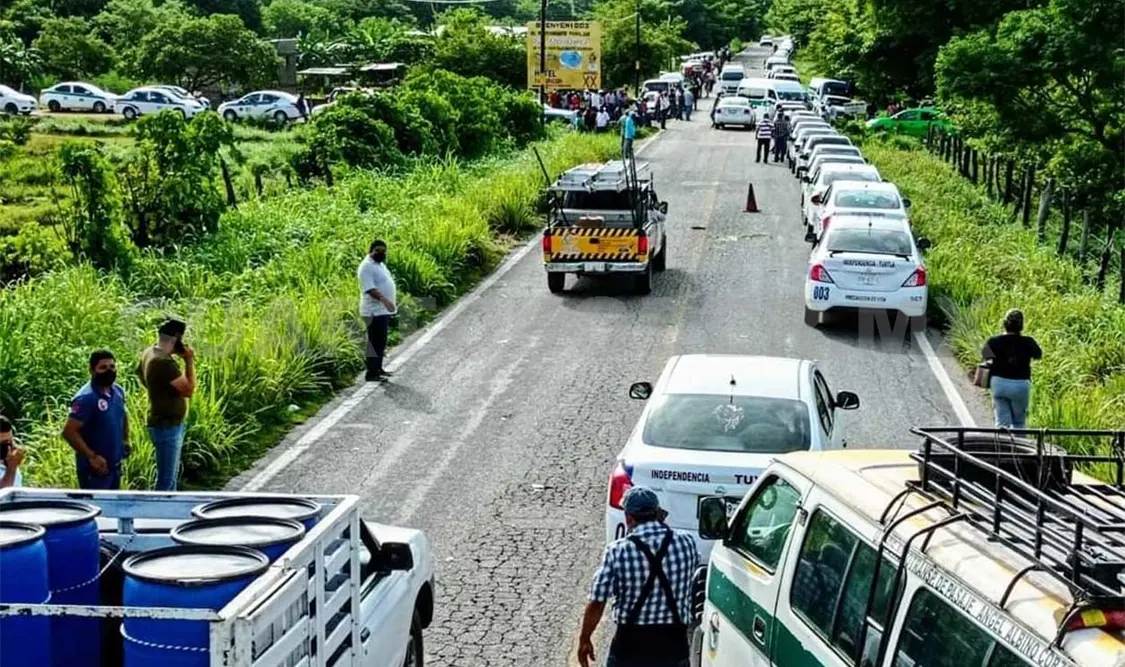 Atenderán demandas de transportistas