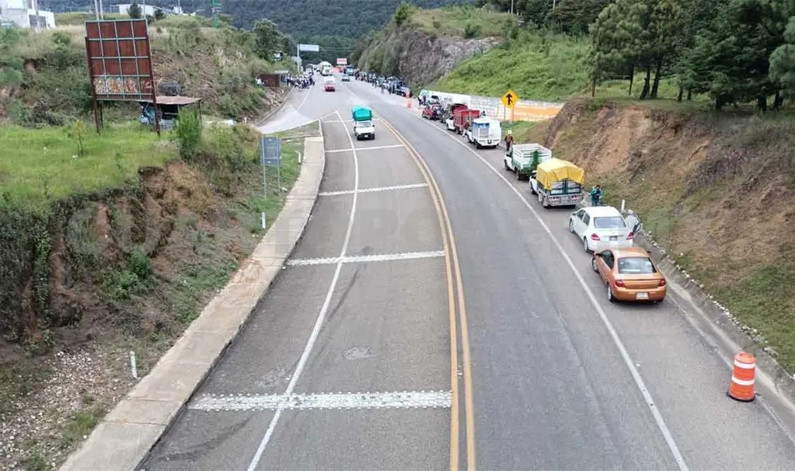 Realizan volanteo en la carretera SCLC-Tuxtla