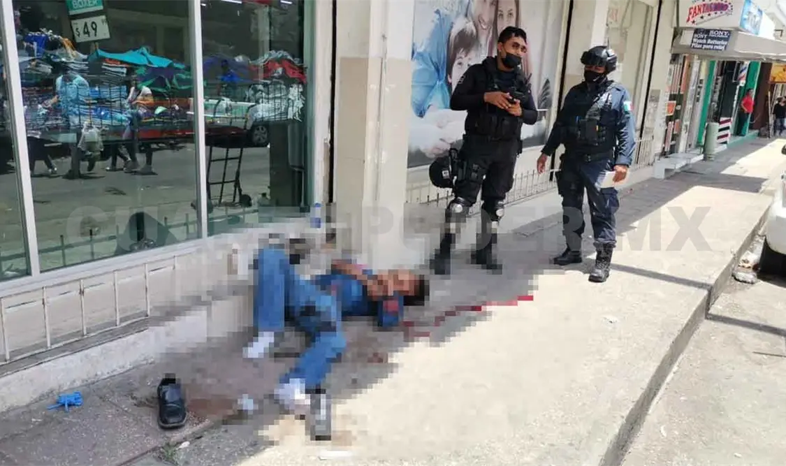 Tras discusión lo noquean en la calle