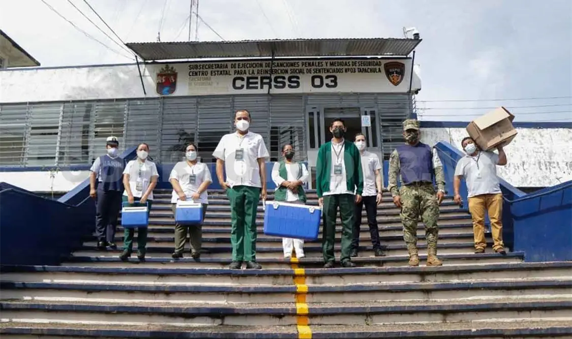 IMSS inmunizará al 100 % de los reos
