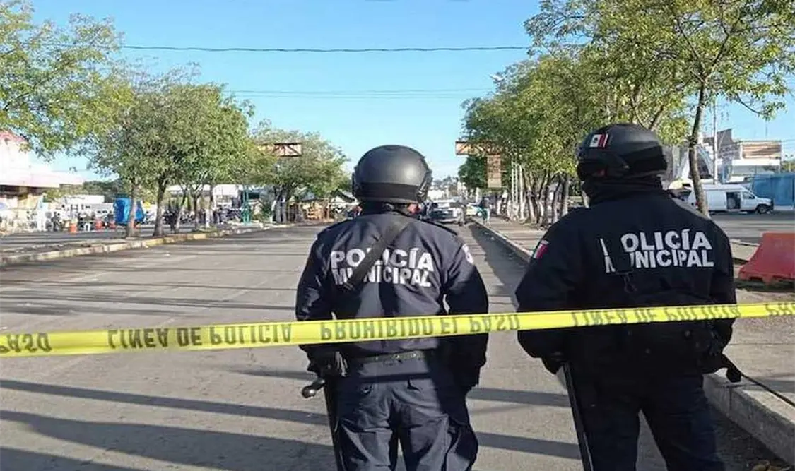 Abandonan tres cuerpos y cabeza humana