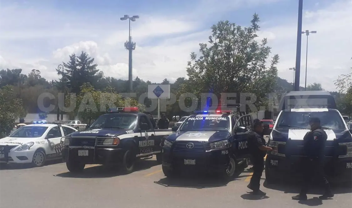 Alertan sobre extorsión en estacionamiento de tienda