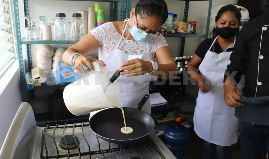 DIF y SEyT inician cursos de autoempleo