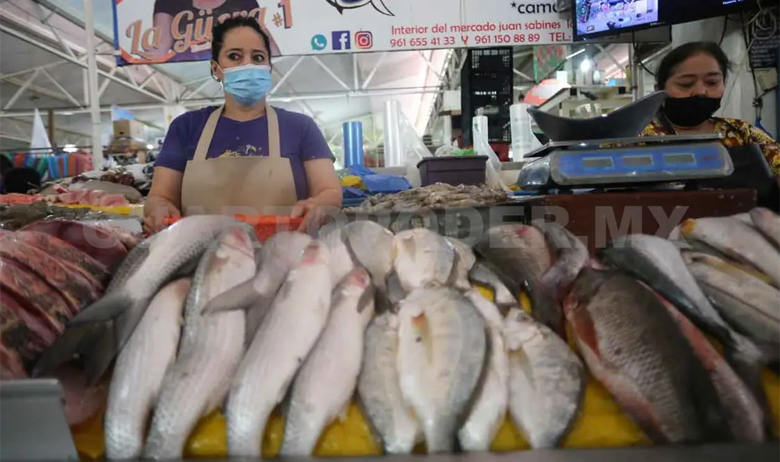 Incrementan precios del pollo y productos de mar